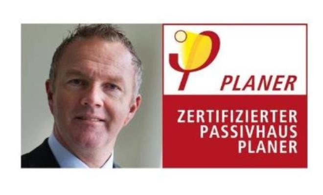 Henk Wegkamp ontvangt certificaat Zertifizierter Passivhaus Planer